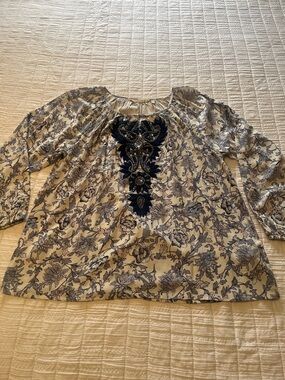 Soft Surroundings White and Blue Embroidered Peasant Tunic